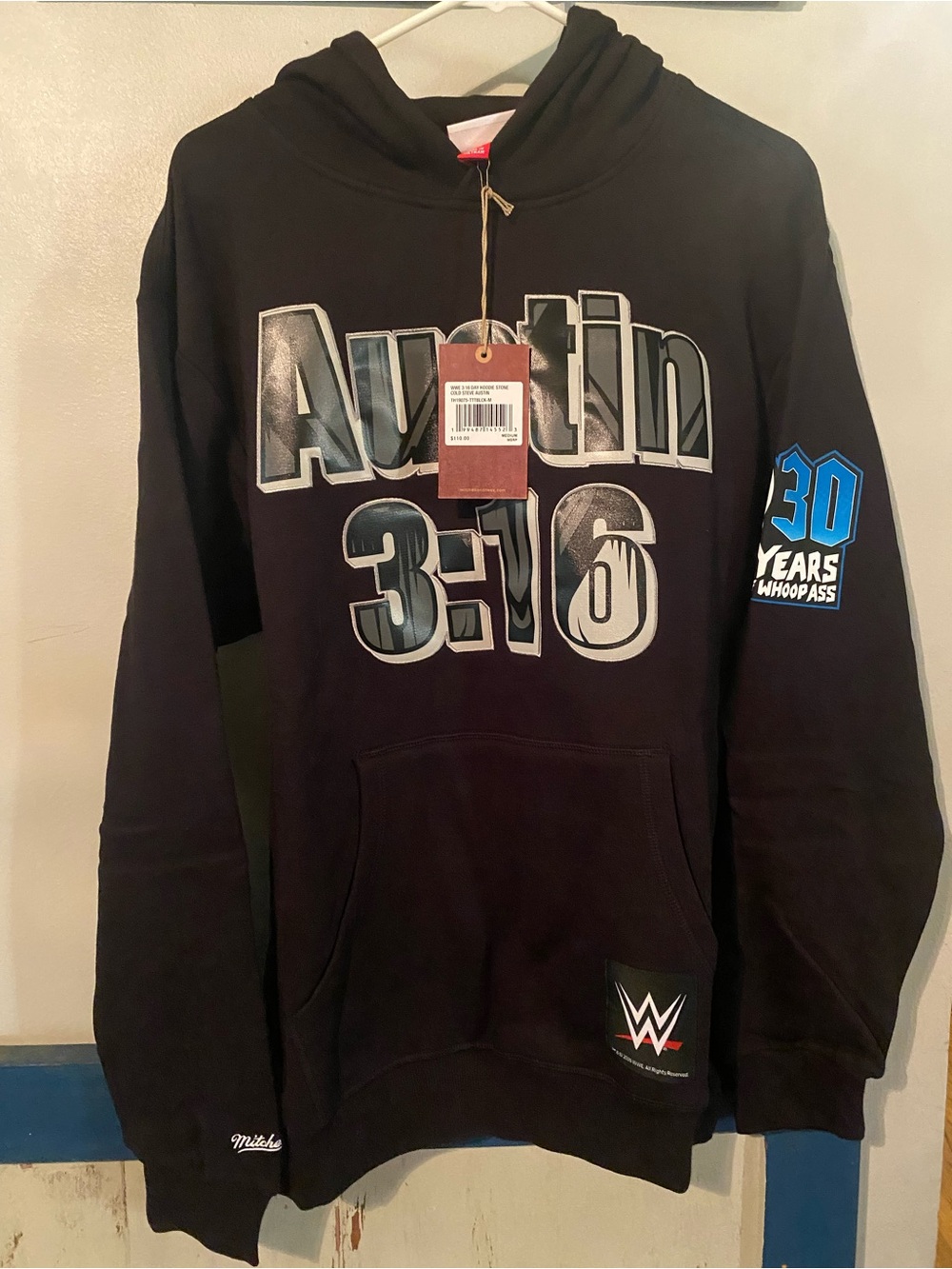 New W/Tags Mens Mitchell & Ness WWE Stone Cold Steve Austin Hooded Sweatshirt